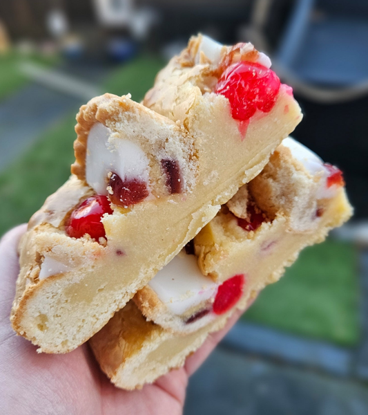 Cherry Bakewell Blondie
