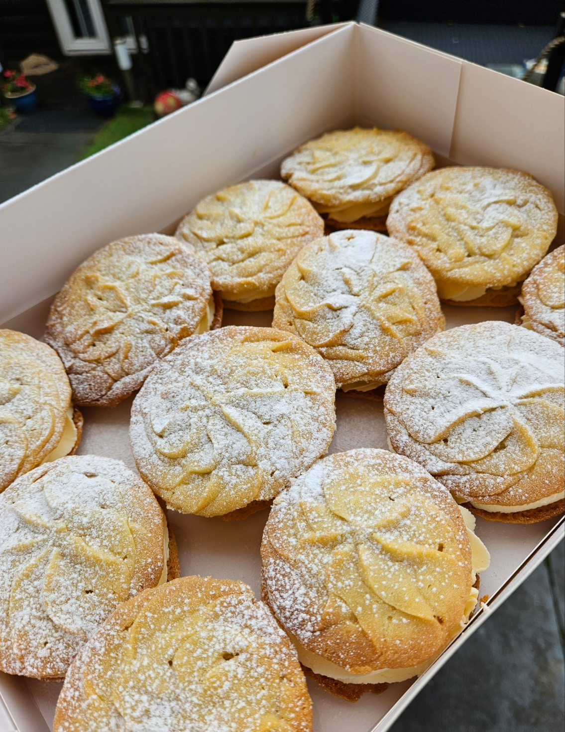 Traditional Vienesse Whirls
